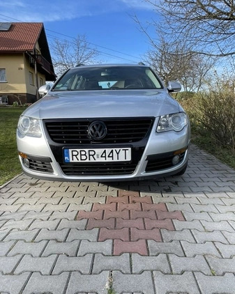 Volkswagen Passat cena 13000 przebieg: 320000, rok produkcji 2005 z Nowy Targ małe 137